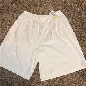 White Athletic Shorts with Elastic Waistband and Relaxed Fit
